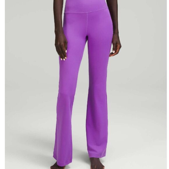 Lululemon Groove Super-High-Rise Flared Pant in Moonlit Magenta - Picture 1 of 9